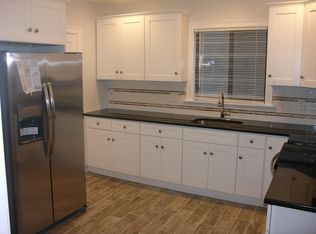 112 Johnson St APT 3, Lynn, MA 01902