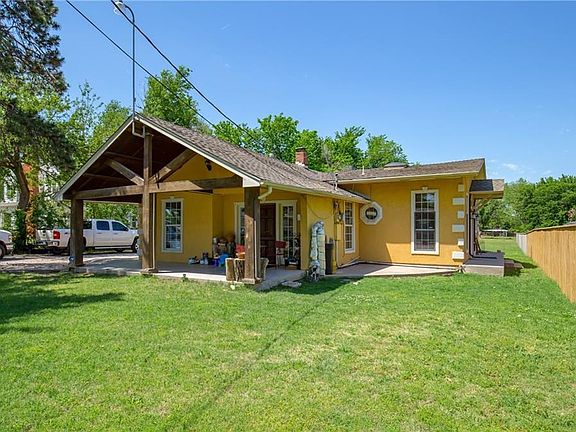 2nd image of 4647 NW 19th St