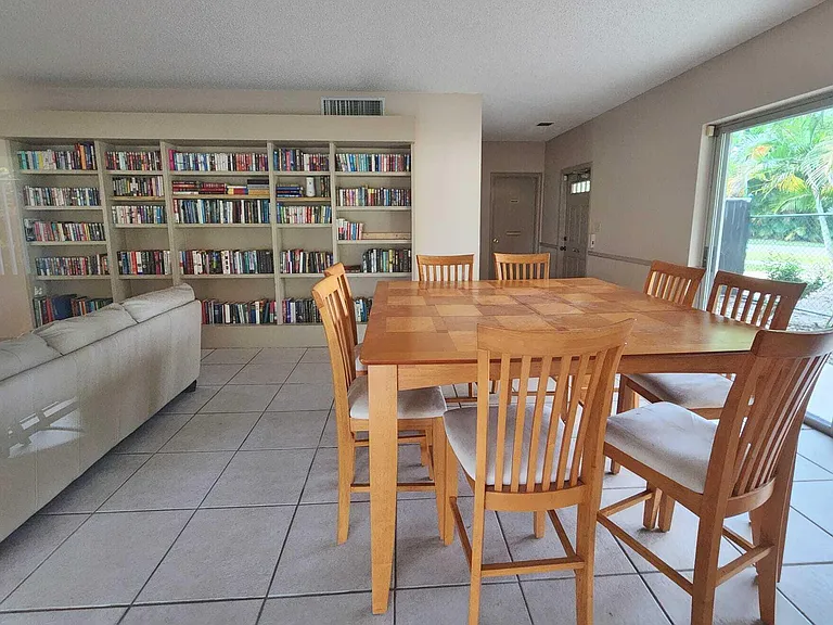 7705 Forest Green Ln — Photo 58