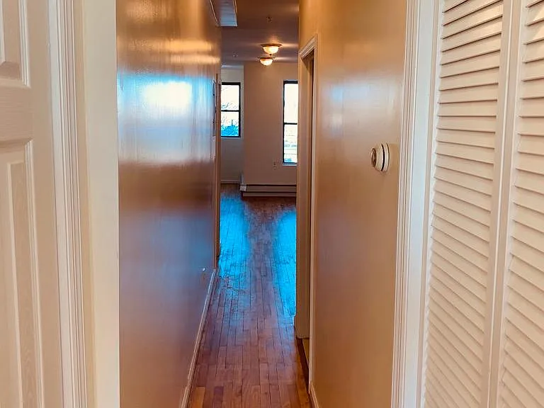 450 Grand St #R2 — Photo 3