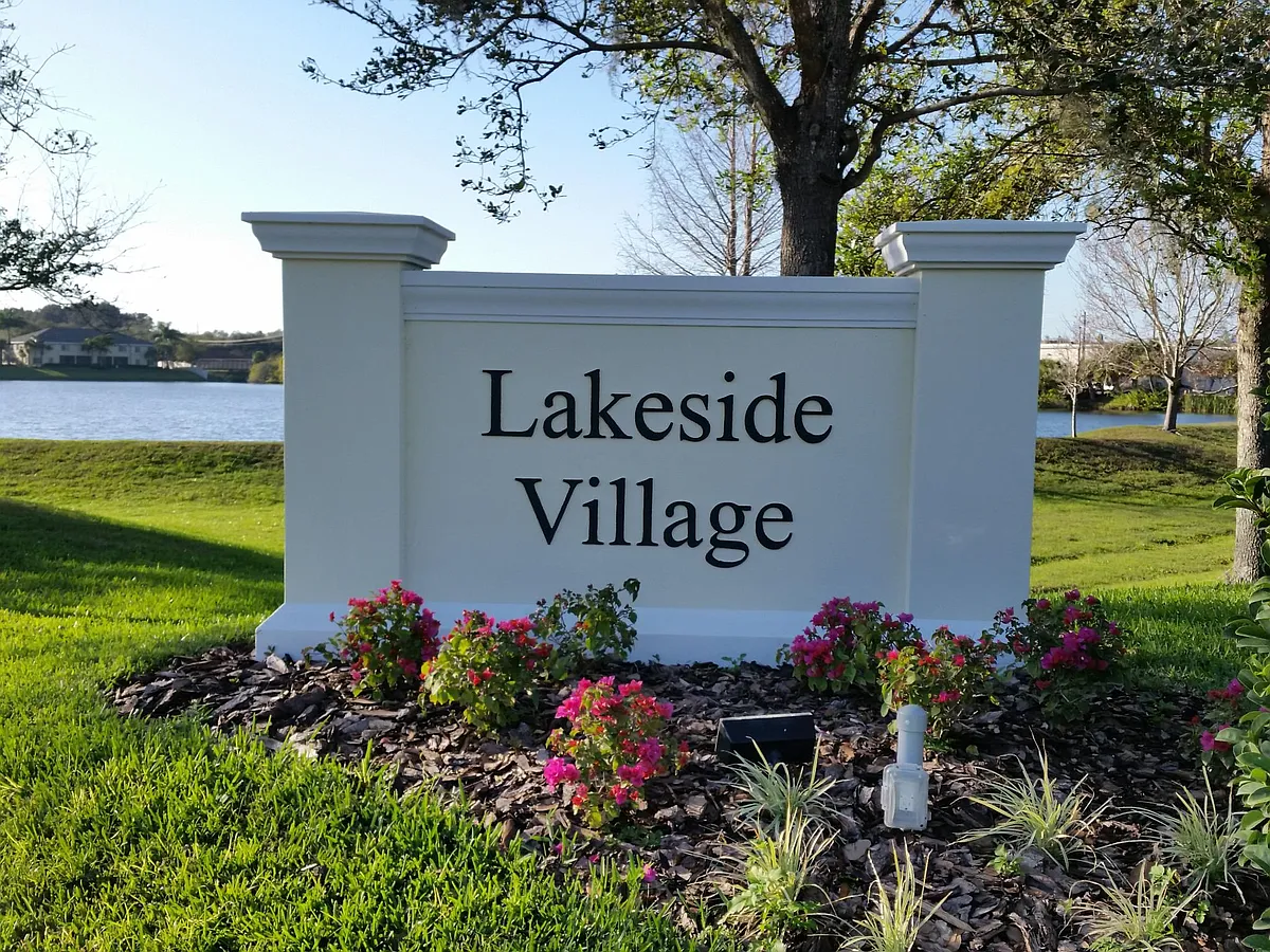 Lakeside Village is a gated community with fantastic tropical Views. Wild Bird life and well maintained Greens. - 3505 45th Ter W #101