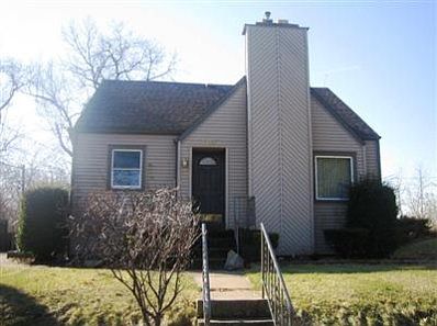 2nd image of 3315 Edison Dr
