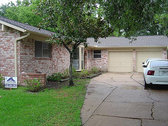 2nd image of 11606 Hornbrook Dr