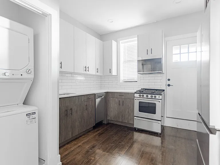 2957-N2 (Two Bedroom)