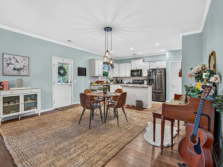 2657 Doubletree Ct — Photo 10