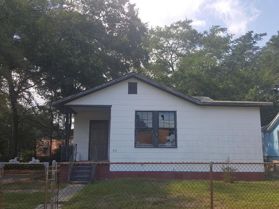1st image of 2316 Aintree Ave