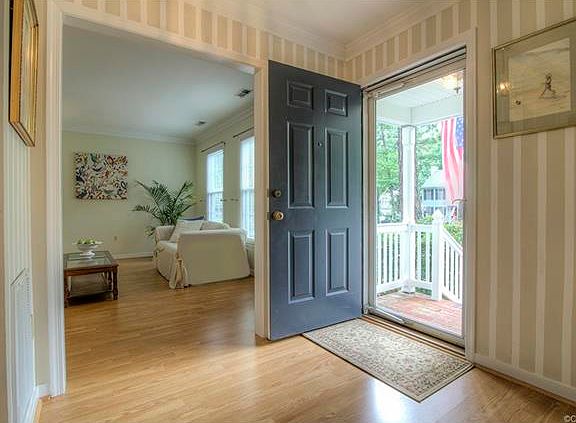 4th image of 4667 Rollingwood Ln