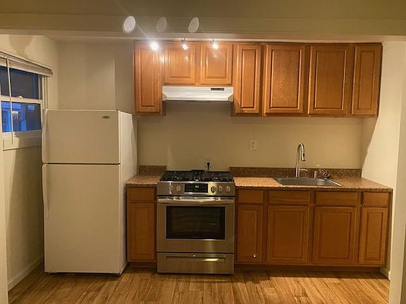 2nd image of 18026 Mulberry Ave #26