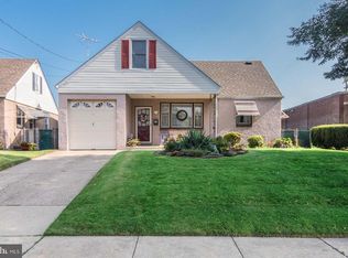 1921 Griffith St, Philadelphia, PA 19111