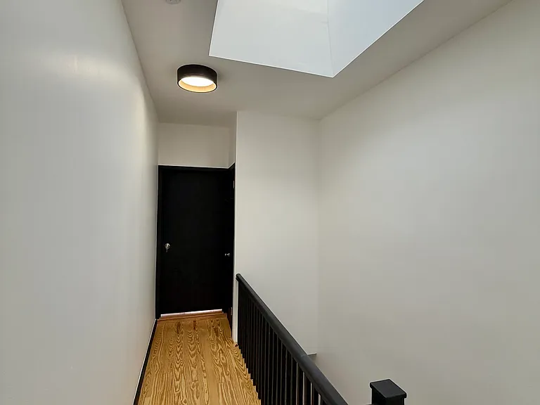663 Manhattan Ave #4 — Photo 12