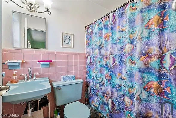 1437 Byron Rd — Photo 13