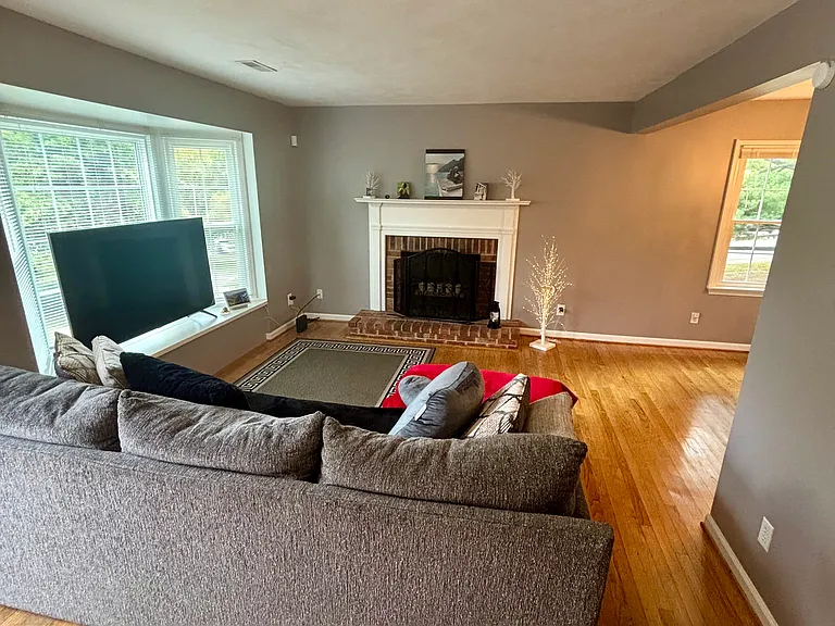 868 Saint Charles Ave #A — Photo 5