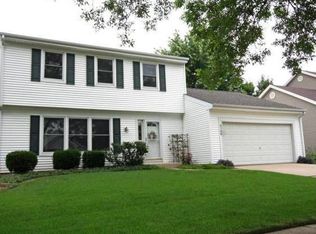 2156 Primrose Ln, Schaumburg, IL 60194