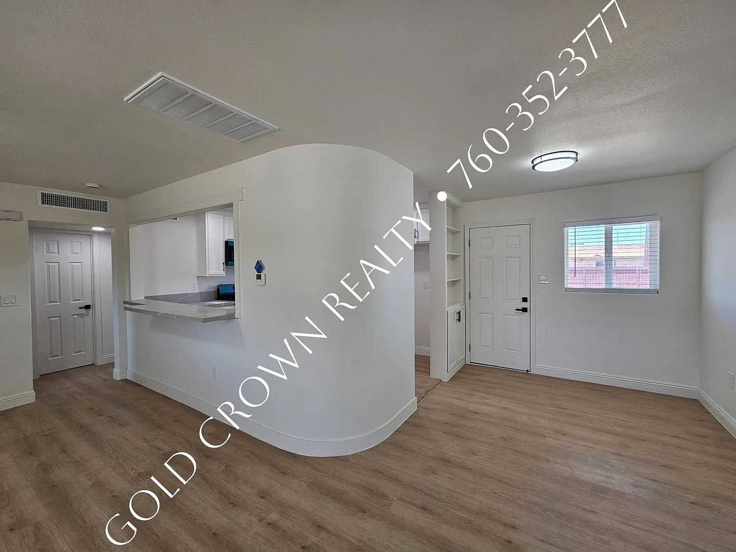 Newly Renovated Home for Rent — Photo 2