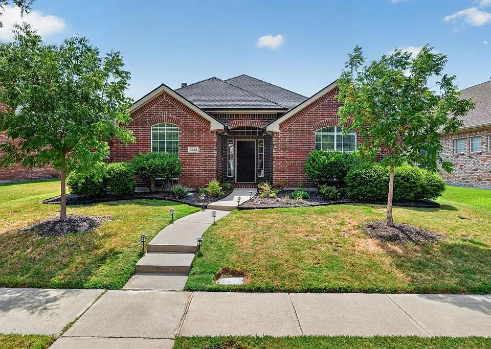 9383 Homestead Ln