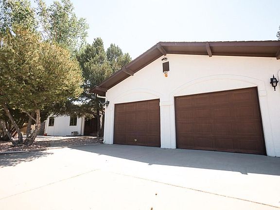 5th image of 552 W Golfwood Dr