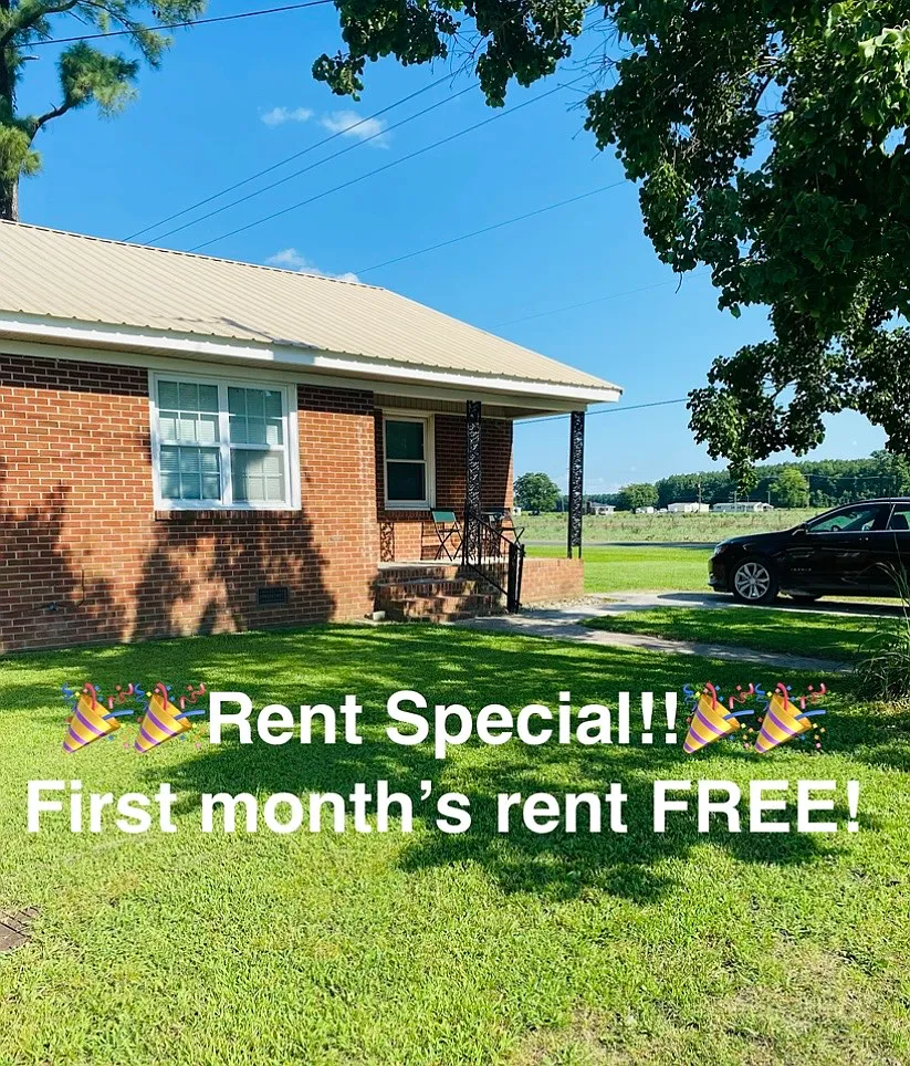 2 bed, 780 sqft, $800 — Photo 1