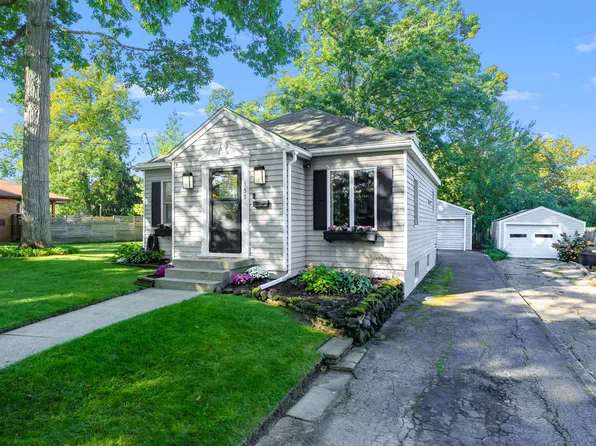 155 Holmdene Blvd NE, Grand Rapids, MI 49503