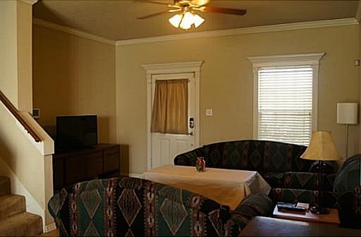 2nd image of 2711 Horse Haven Ln