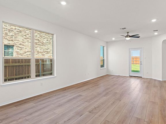 4th image of 4904 Gragnano Dr