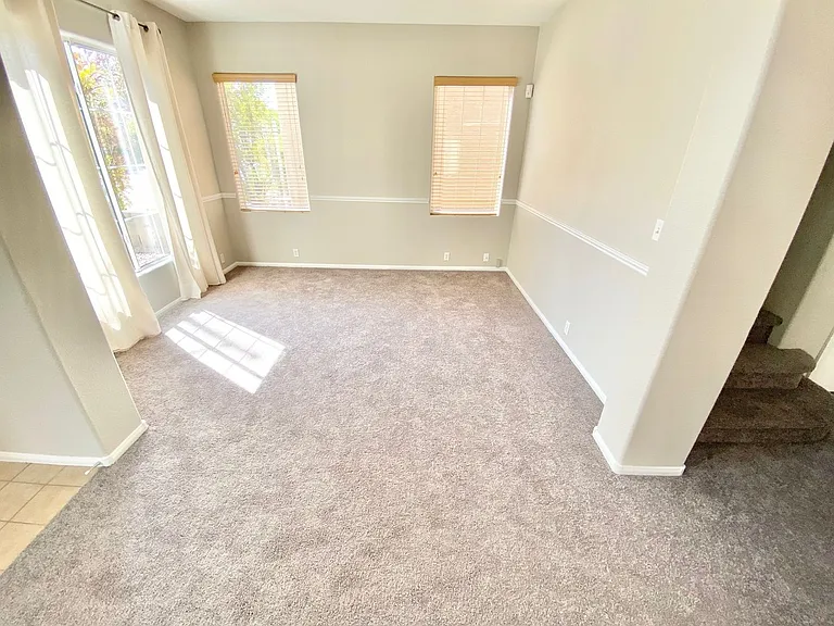 10435 Anacostia St — Photo 2