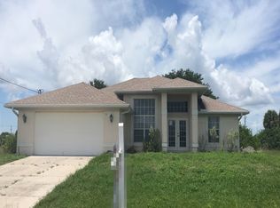 518 NW 25th Pl, Cape Coral, FL 33993