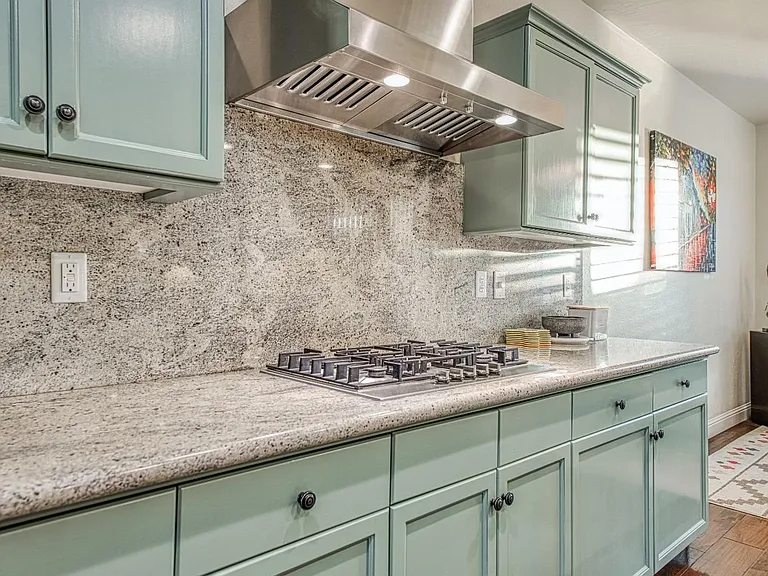 10509 N Sierra Vista Ave — Photo 13