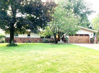 3129 Drier Rd, Eau Claire, WI 54701