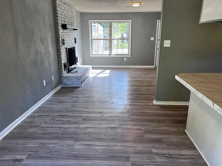 234 N Walco Rd — Photo 8