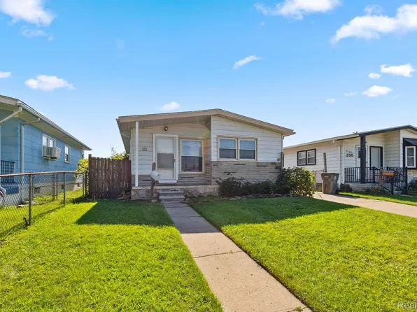 251 Suburban St, Ecorse, MI 48229