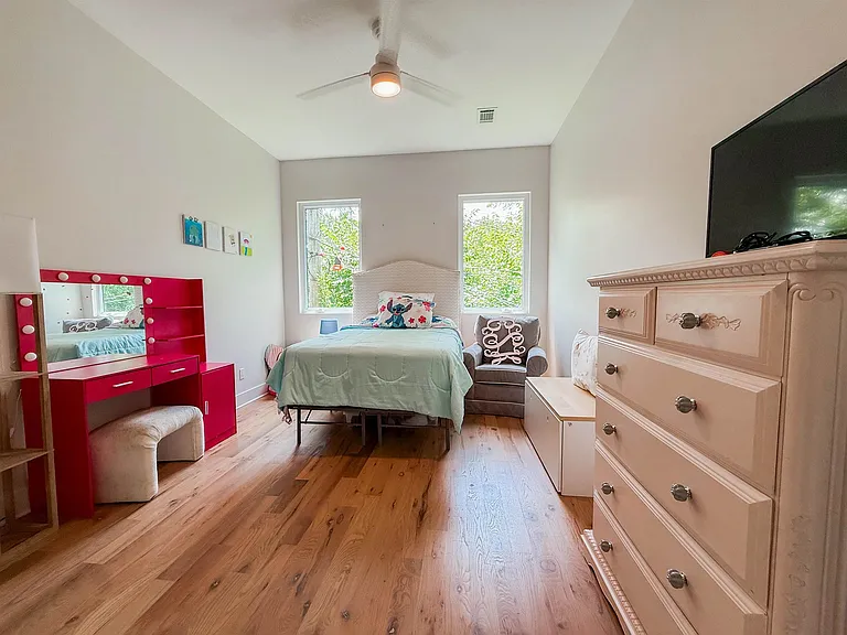 765 Carnes Station Cv — Photo 18