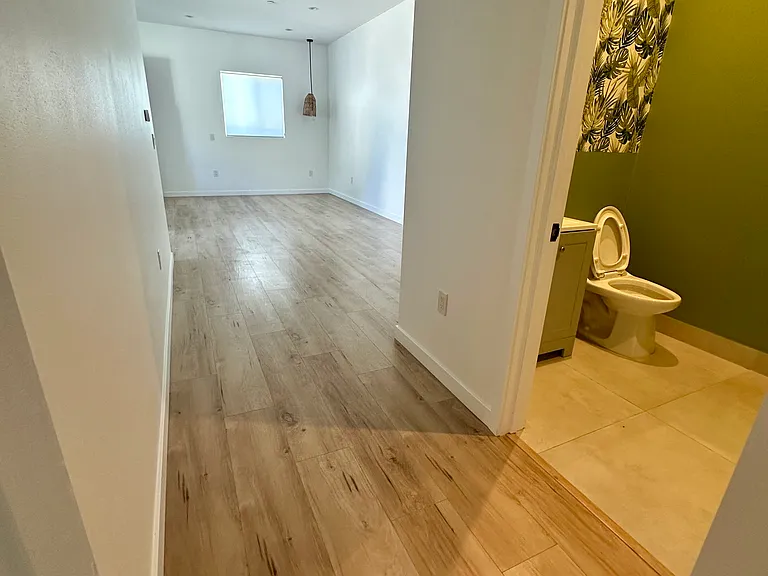 7840 Lasaine Ave — Photo 9