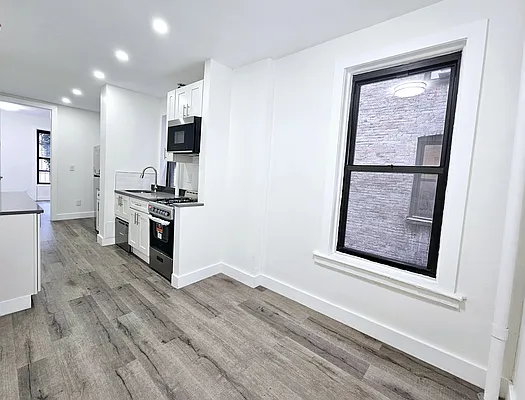 Rented by Kleier Residential | media 11