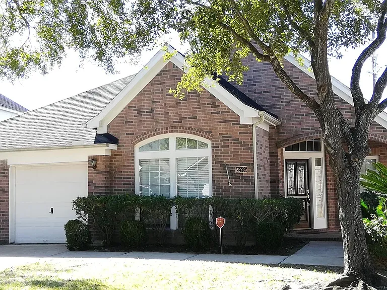 22735 April Springs Ln — Photo 1