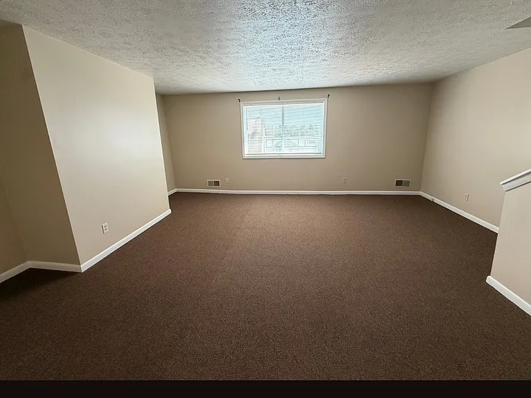 2219 Spring St #2 — Photo 4