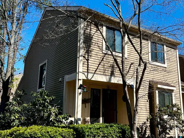 81 Dorset Ct, Marlton, NJ 08053