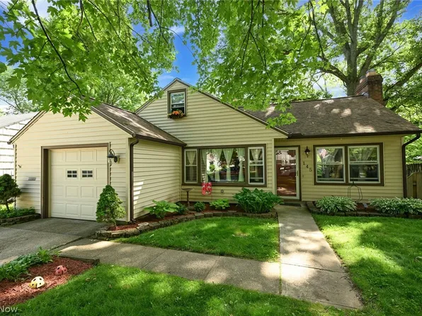 145 Edgewood Dr, Berea, OH 44017