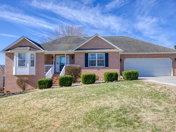 429 Woodgate Dr, Maryville, TN 37804