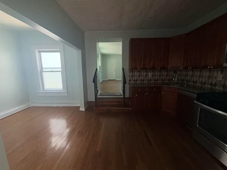 171 New York Ave #2 — Photo 8