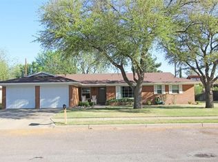 409 E Harriet St, Alpine, TX 79830