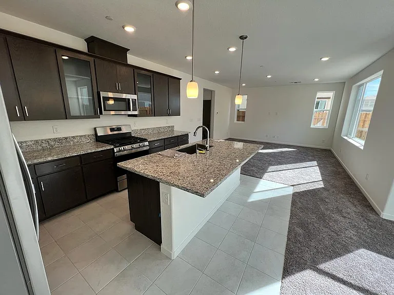 3467 Gallatin Dr — Photo 8