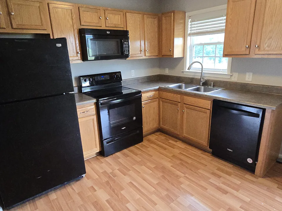 220 Hoilman Ln #252-B