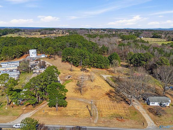 2nd image of 1532 Highway 67 S