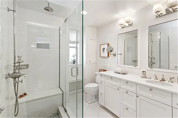 Sold by Engel & Völkers New York City | media 17