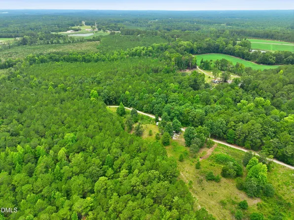 1025 Mike Williams Ln, Bunnlevel, NC 28323
