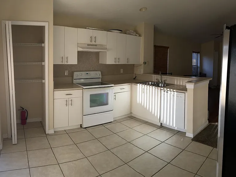 11542 Crestlake Village Dr — Photo 5