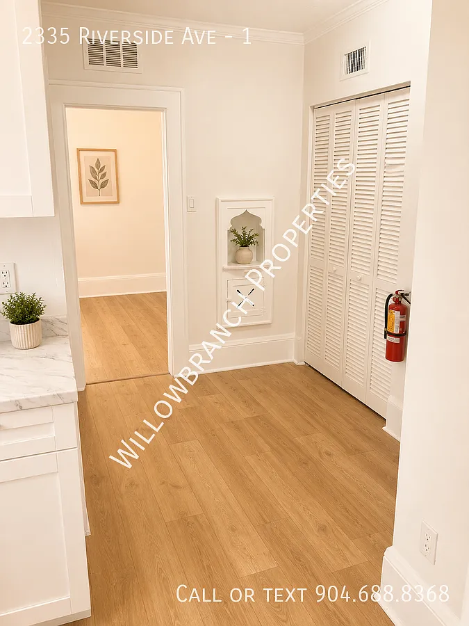 1 Bd / 1 Bth Riverside Ave — Photo 3