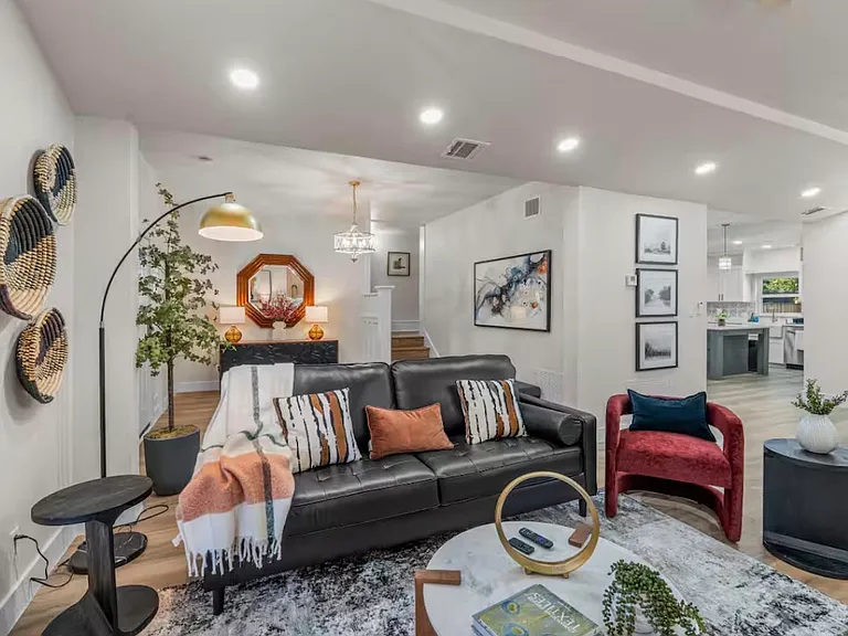 1143 Kings Hwy — Photo 17