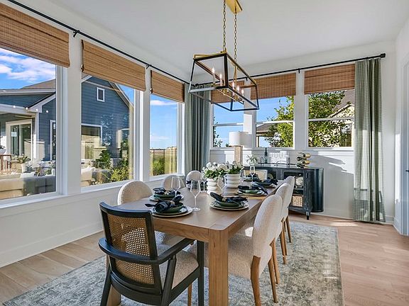 The Monterey - Dining