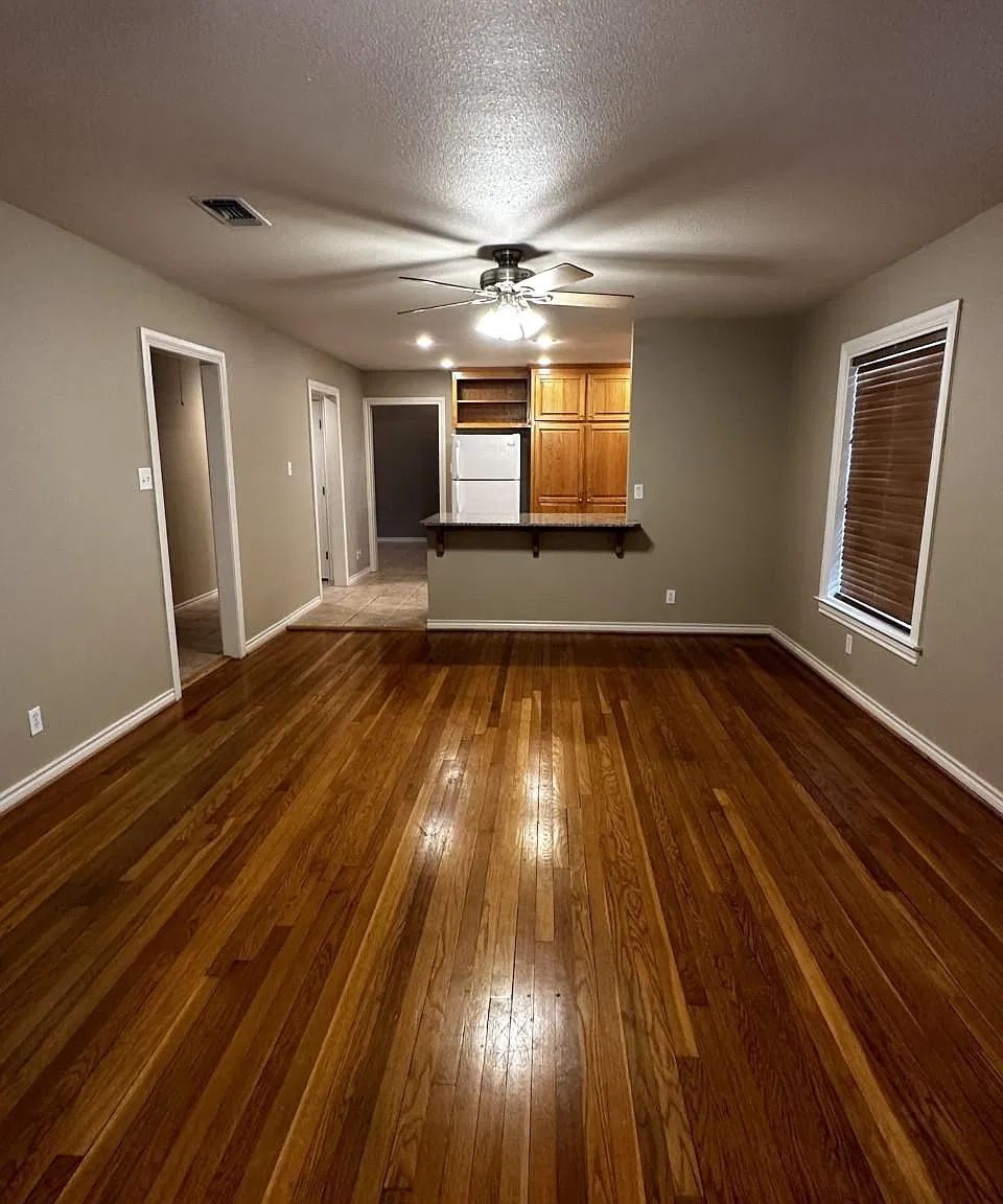 2 bed, 1317 sqft, $1,650 — Photo 4